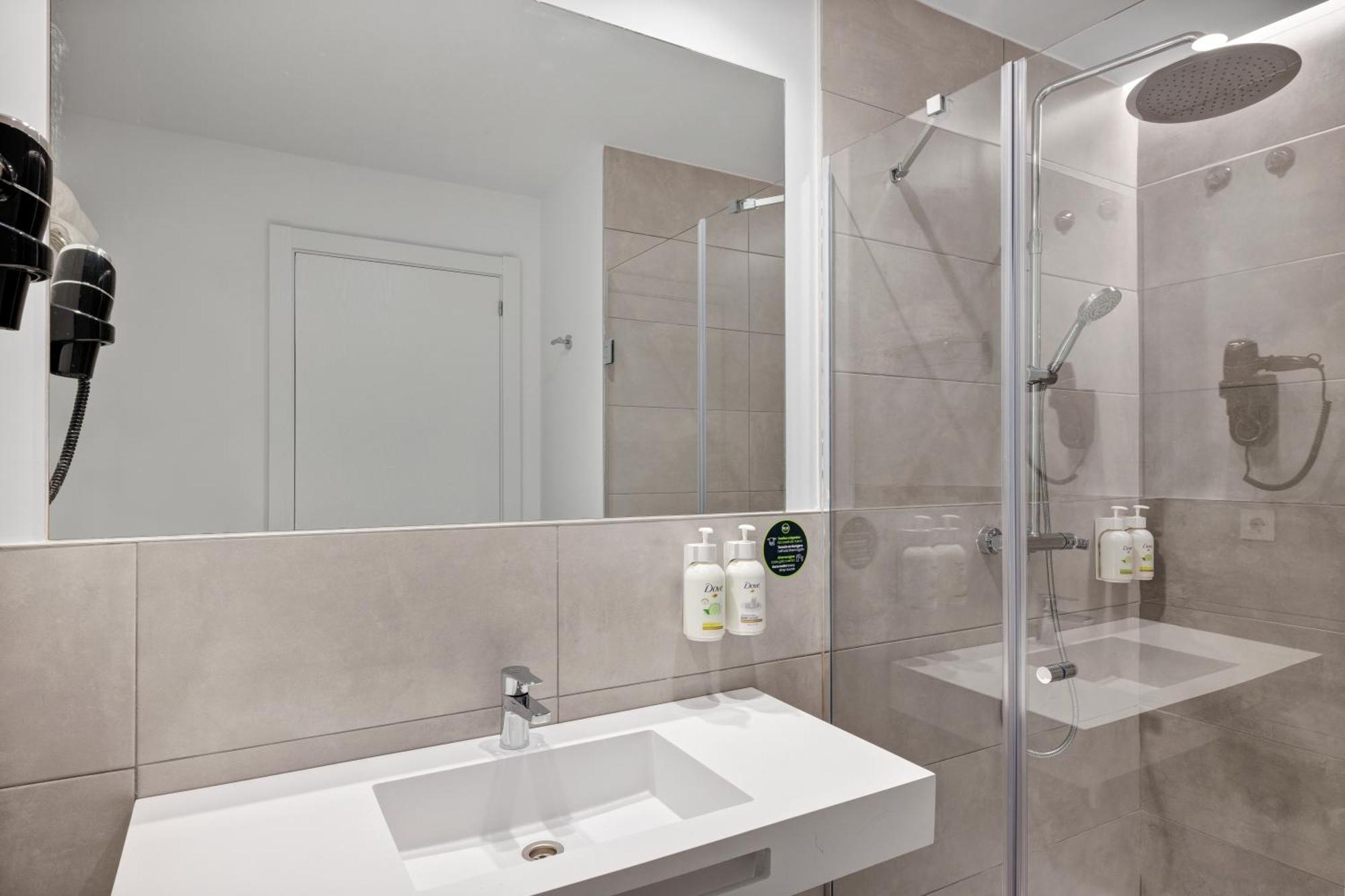 B&B Hotel Madrid Fuenlabrada Retail Park Exteriör bild