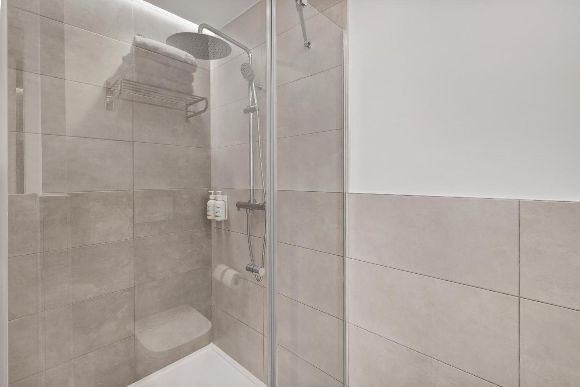 B&B Hotel Madrid Fuenlabrada Retail Park Exteriör bild