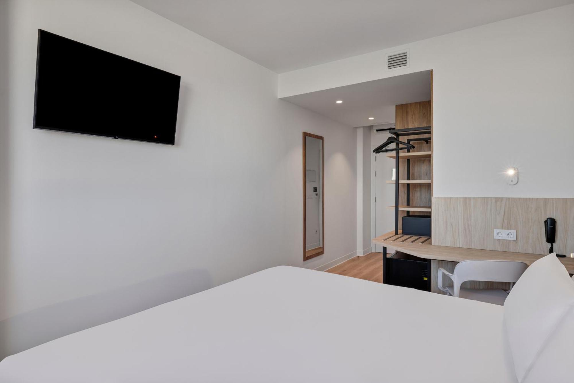 B&B Hotel Madrid Fuenlabrada Retail Park Exteriör bild